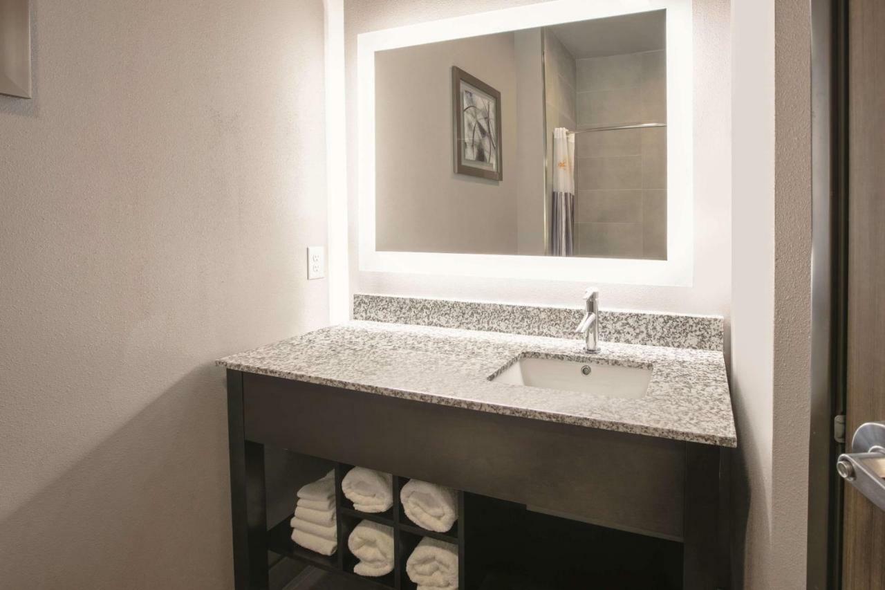 La Quinta By Wyndham Amarillo Airport Hotel Luaran gambar